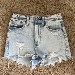 Abercrombie & Fitch curve love mom short, high rise s24